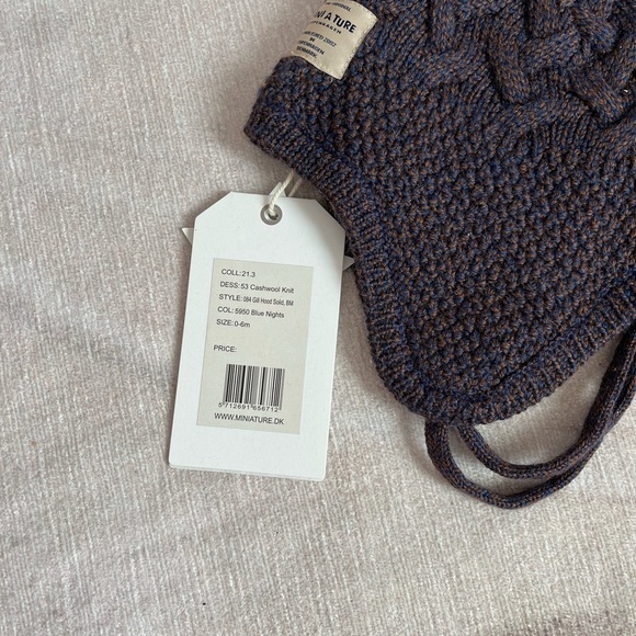 Mini a ture merino wool baby hat 0-6 month - Picture 4 of 6